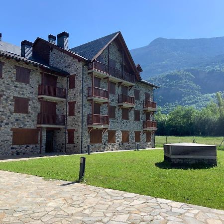 B28 - Resid. La Coma 2º - Villmor Apartment Benasque Exterior foto