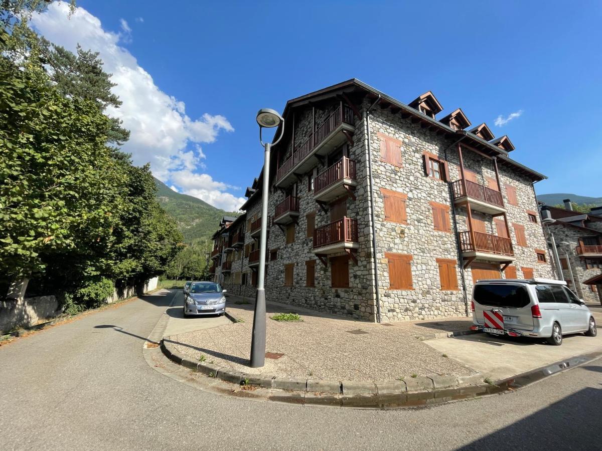 B28 - Resid. La Coma 2º - Villmor Apartment Benasque Exterior foto
